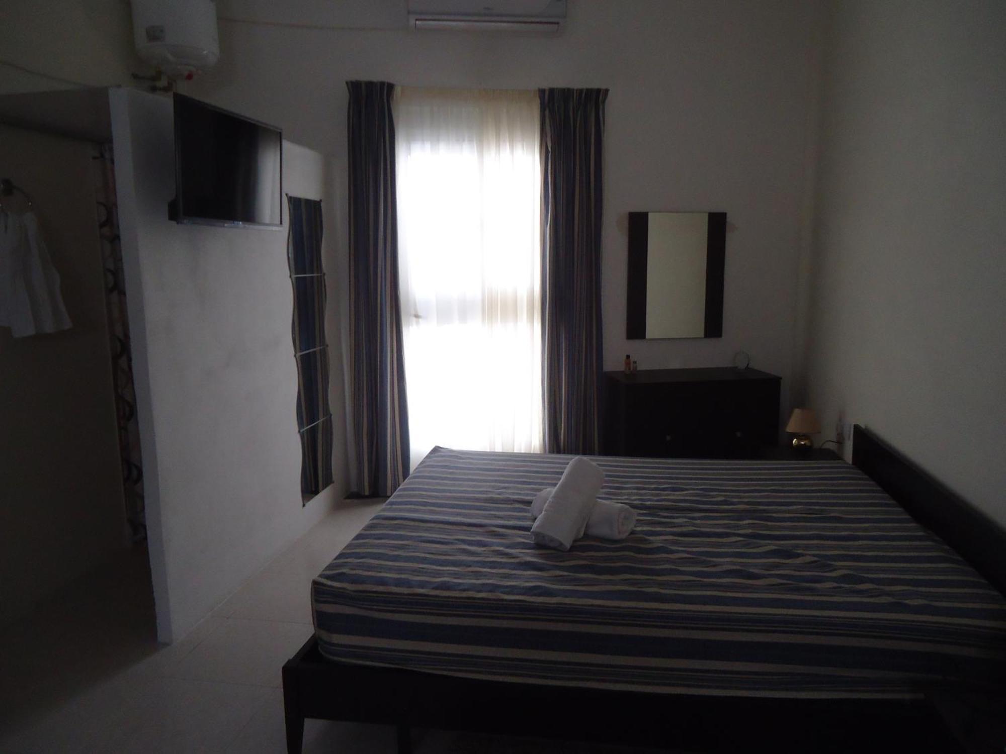Shamrock Flats Apartment Mellieha Room photo